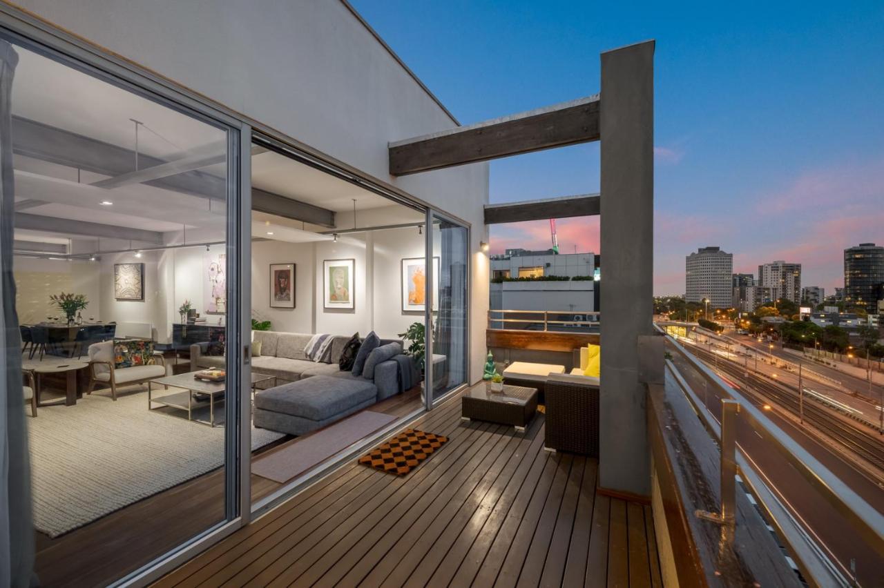 Staycentral - St Kilda Contemporary Penthouse Melbourne