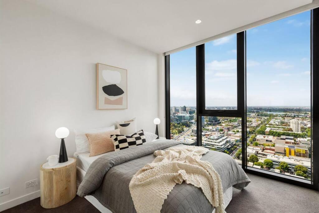 Luxury Southbank Apartment