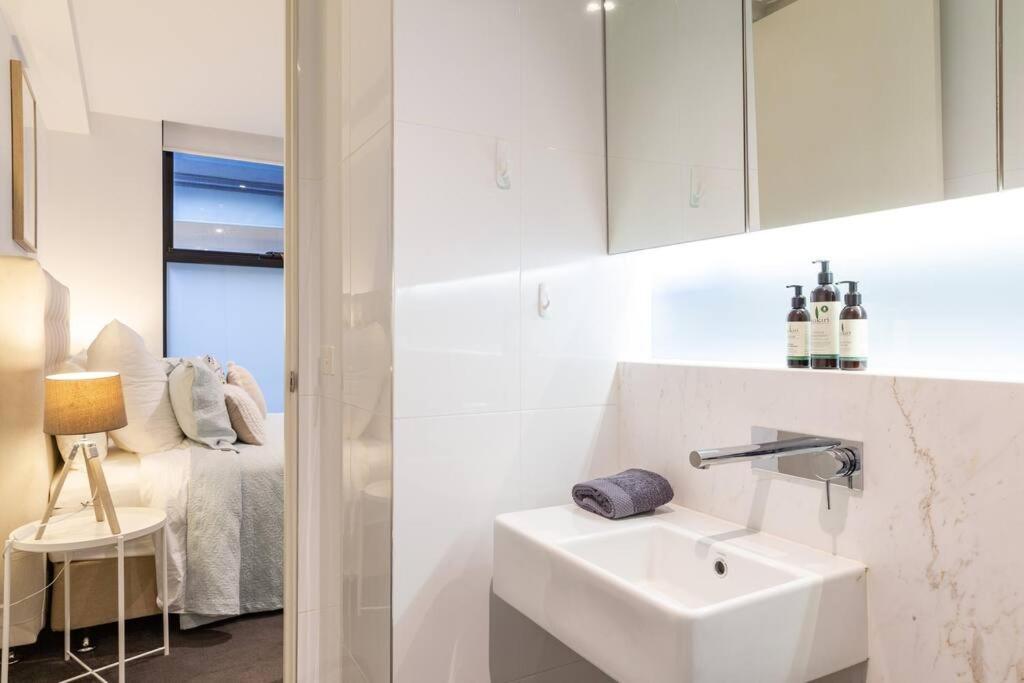Apartment Port - A At The Bay *