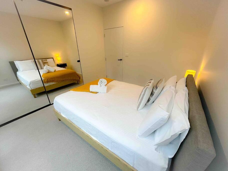 Moonee Ponds Living On Young - 205 Apartment