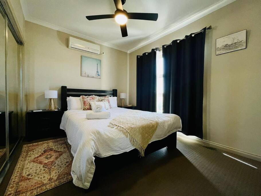 Bahay bakasyunan Tranquil Retreat Near To Airport Melbourne