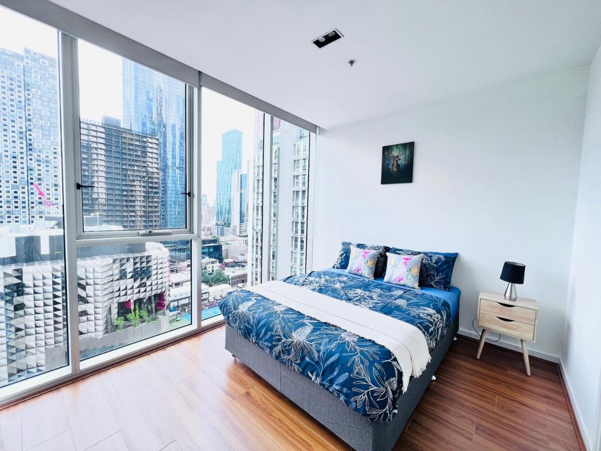 Apartment Melbcbd Large 3br2bth Gympool Heater Melbourne