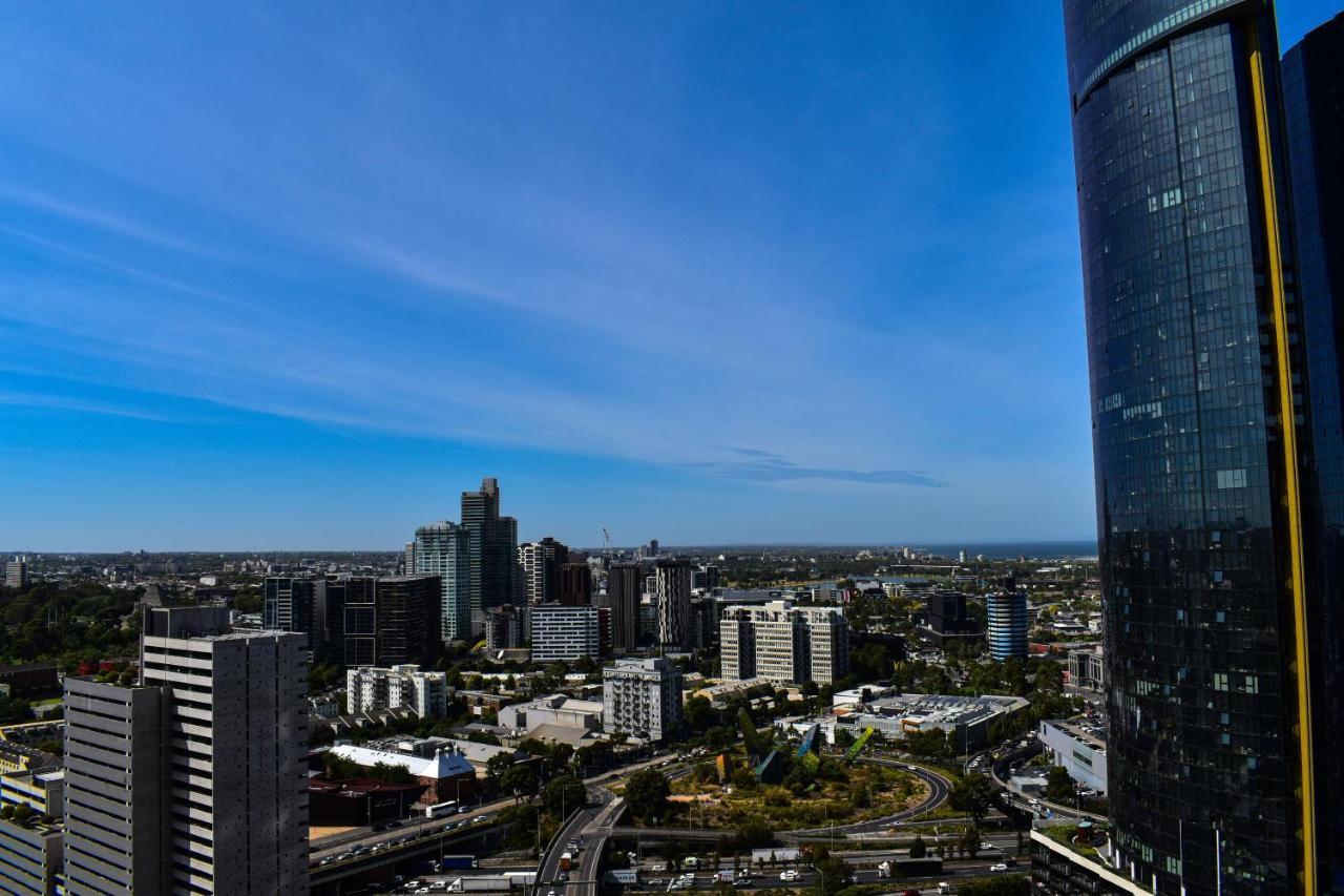 Fantastic 3 Bedroom In Southbank Apartment Melbourne