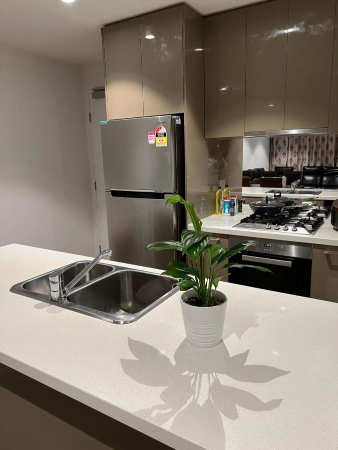 Elegant Three Bedrooms With Free Parking In Southbank Near Crown Melbourne