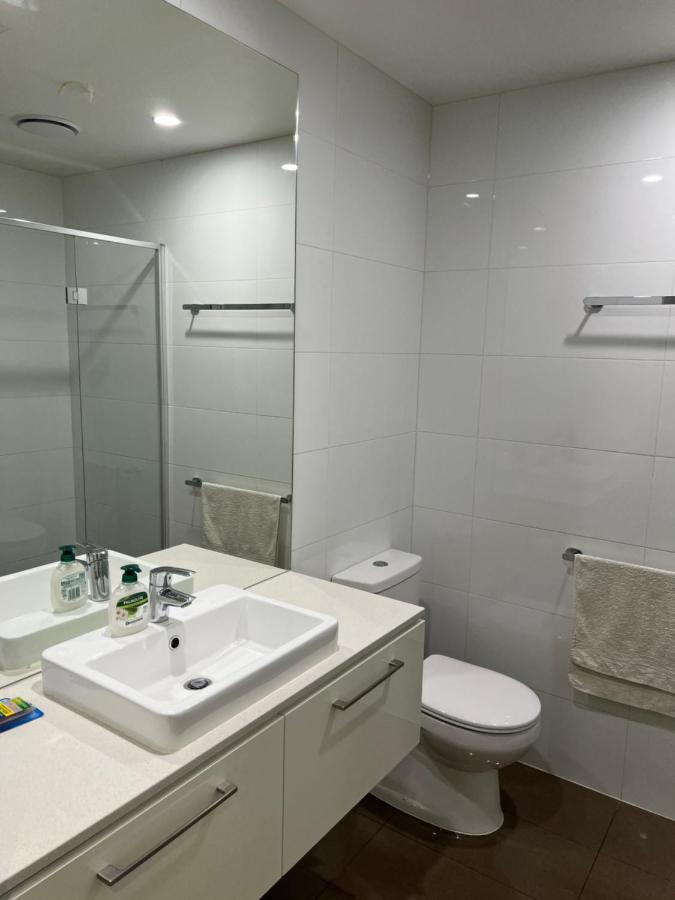 Elegant Three Bedrooms With Free Parking In Southbank Near Crown Apartment