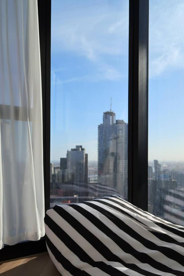 Apartment Unique Panoramic View In Mel Cbd
