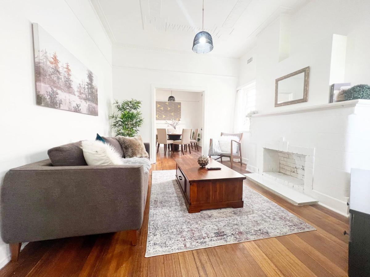 Small But Neat House In Preston With Car Parking *