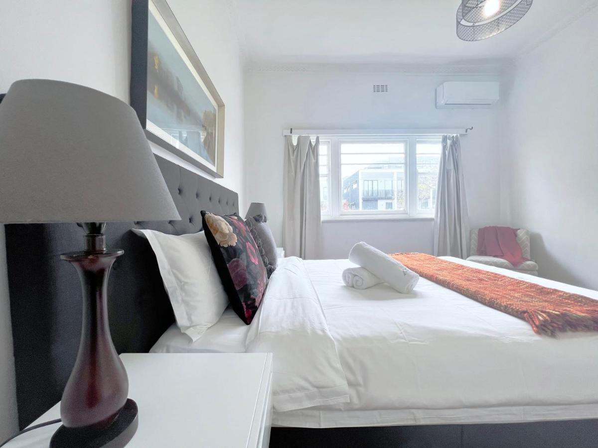 Small But Neat House In Preston With Car Parking Holiday home Melbourne