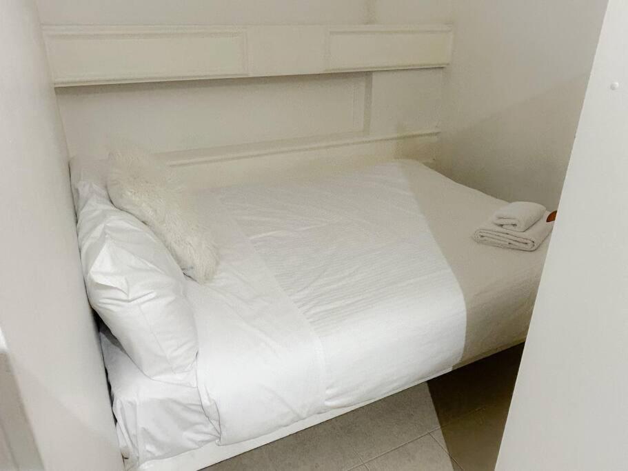 Apartment Budget - 105