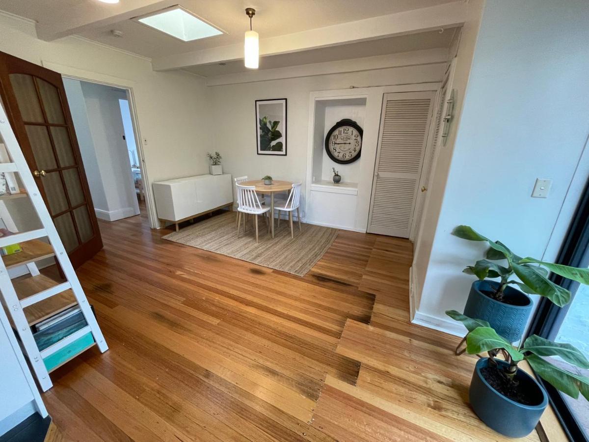 Heritage Charm In The Heart Of Bentleigh Holiday home