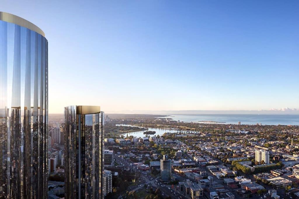 Experience Luxury At Southbank's Newest W/ View Apartment