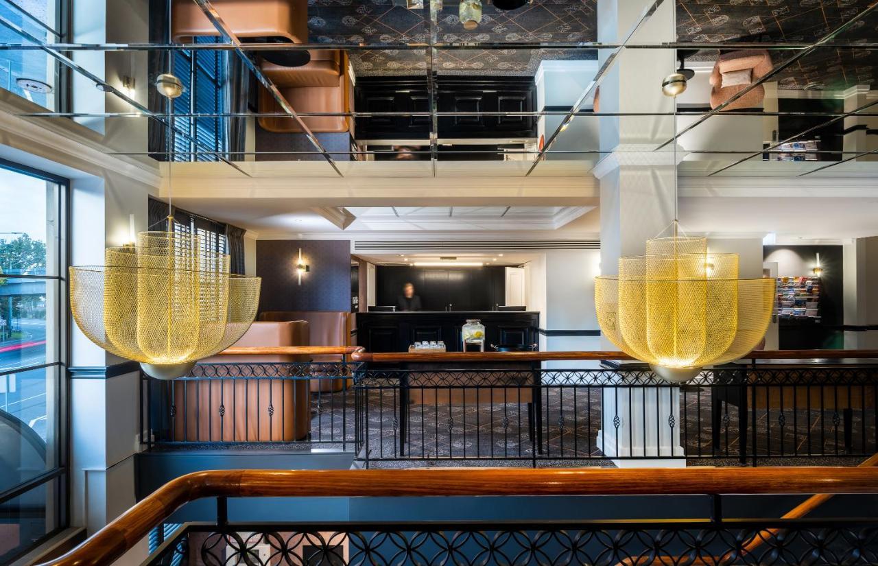Mantra On Jolimont Aparthotel Melbourne