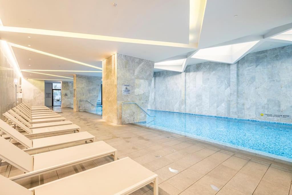 Luxury In * Melbourne