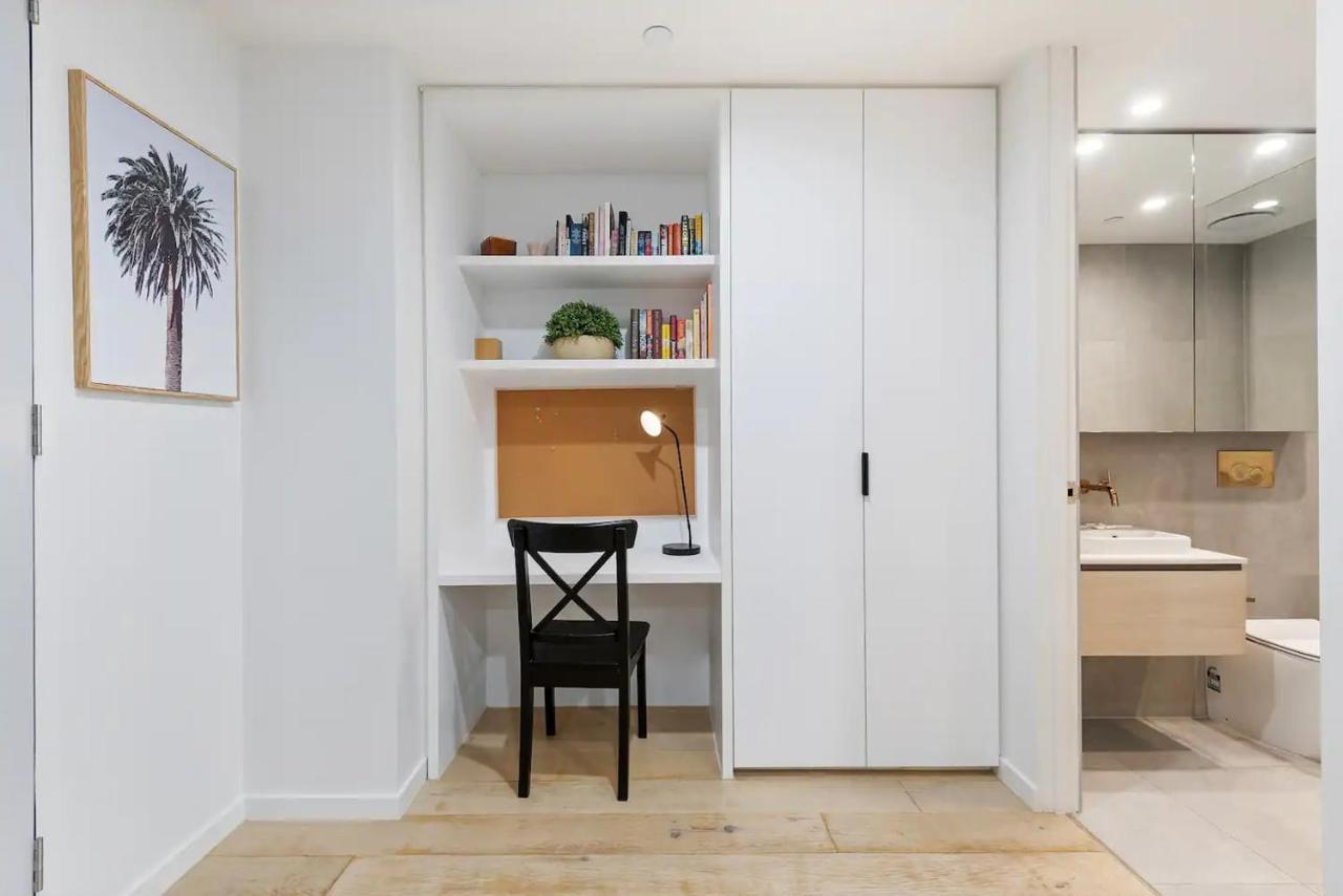 Stylish One Bd Hideaway In Essendon Apartment *