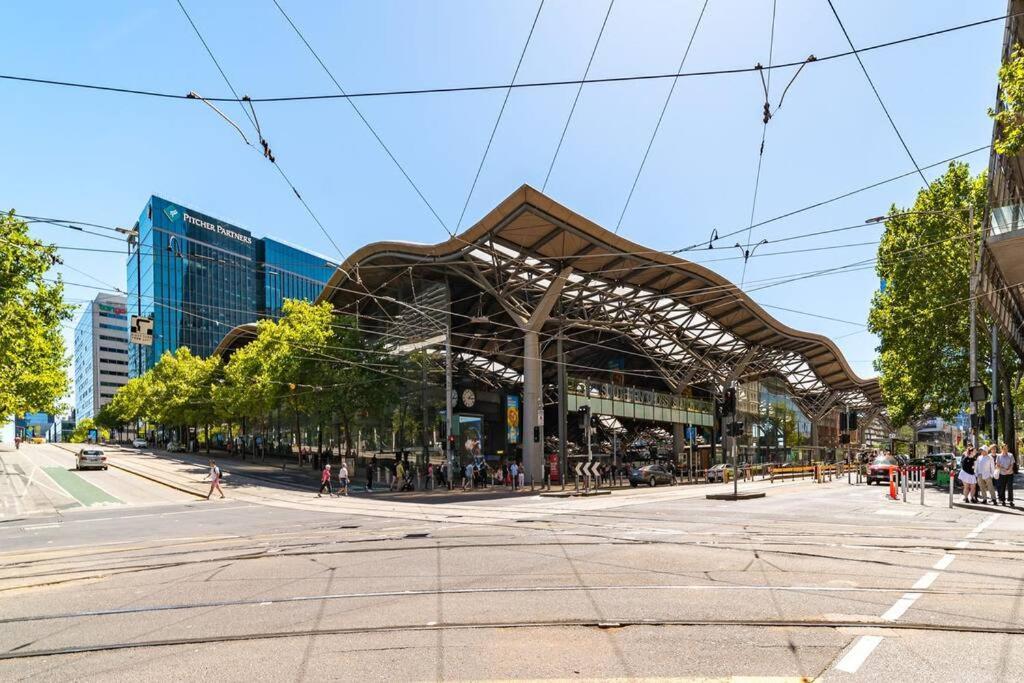 Apartment Cbd Skyline 2 Bedroom Melbourne