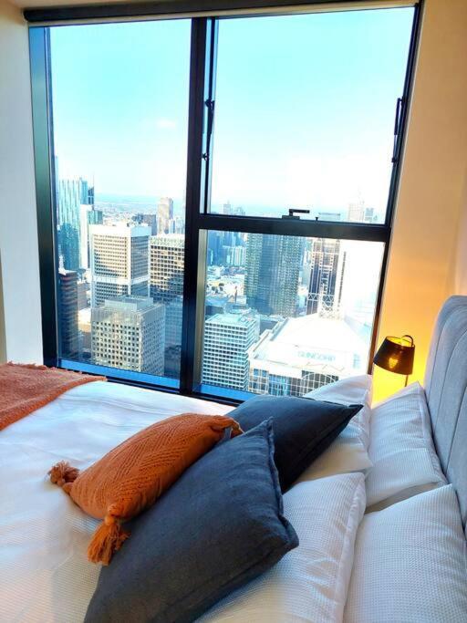 Cbd Skyline 2 Bedroom Melbourne