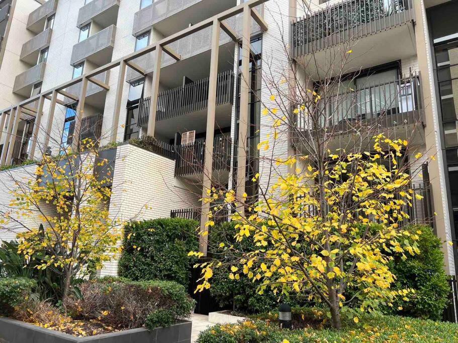 Caulfield Village Apartment
