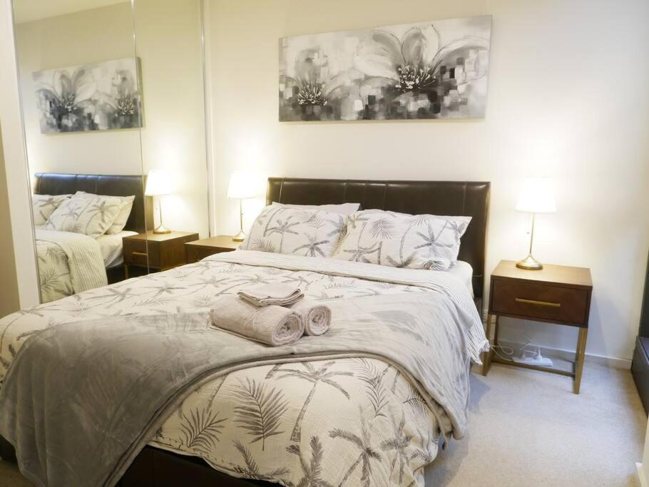 Caulfield Village Apartment