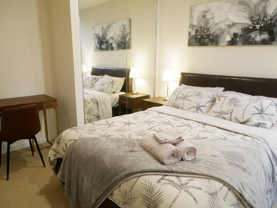 Caulfield Village Apartment