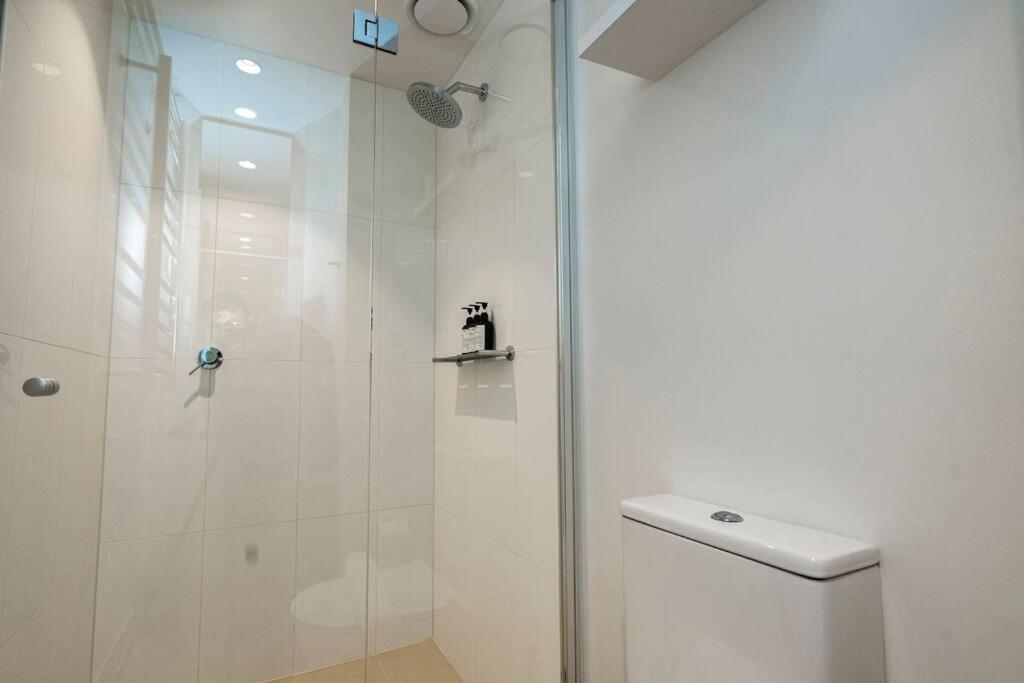 Apartamento Luxe Haven - 42nd Floor Panoramic Views