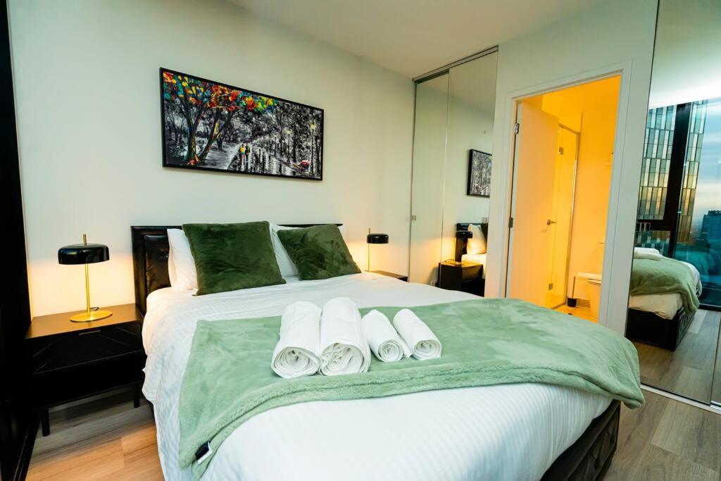 Apartamento Luxe Haven - 42nd Floor Panoramic Views