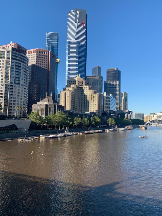 Elegant Three Bedrooms With Free Parking In Southbank Near Crown Apartment