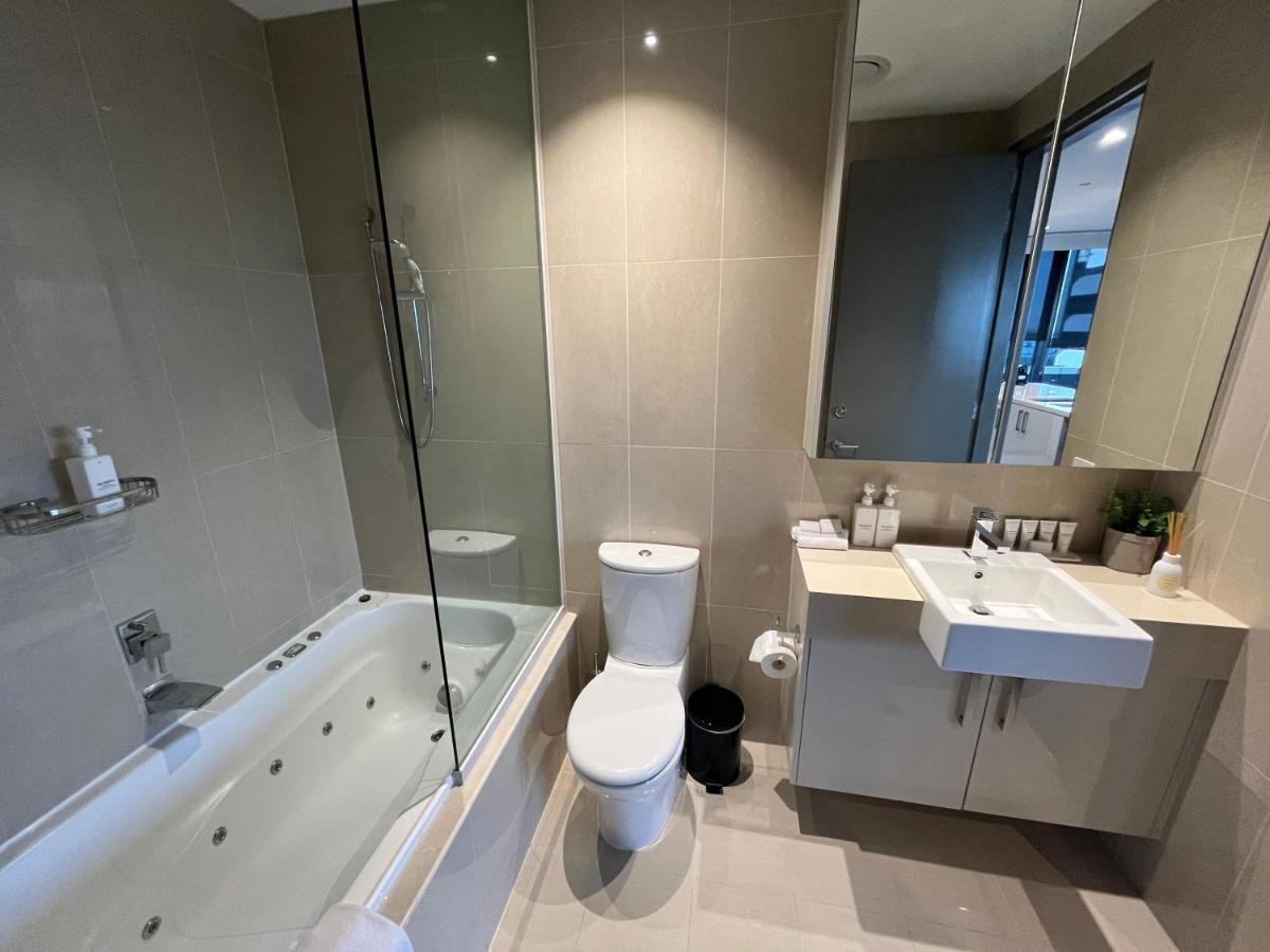 The Kinson 5* Melbourne