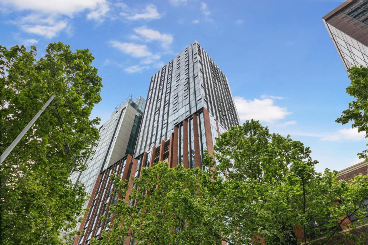 For Students Only - Prime Living At Victoria Market In