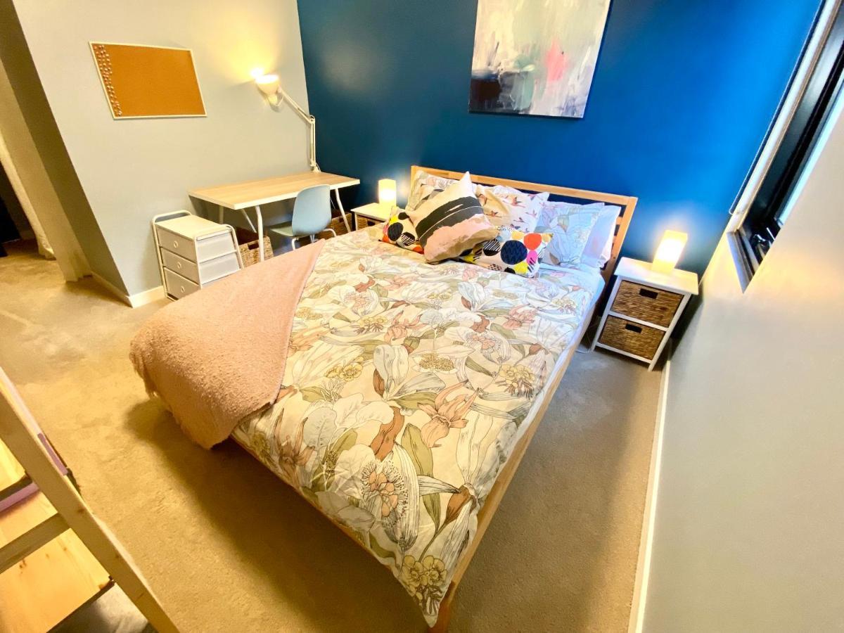2 Bedroom With Pool, Gym And Rooftop Apartment *