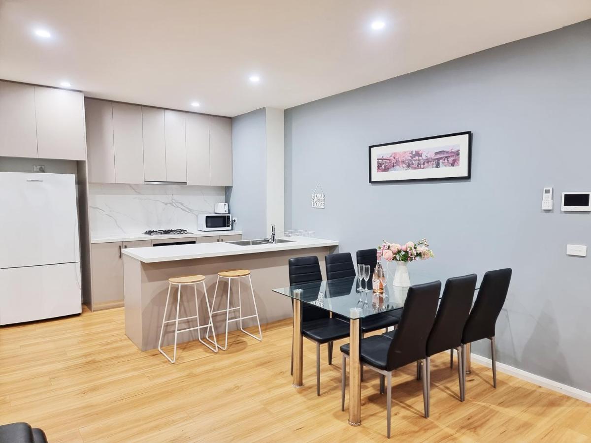 Rosie Townhouse - Modern And Comfortable Holiday home Melbourne