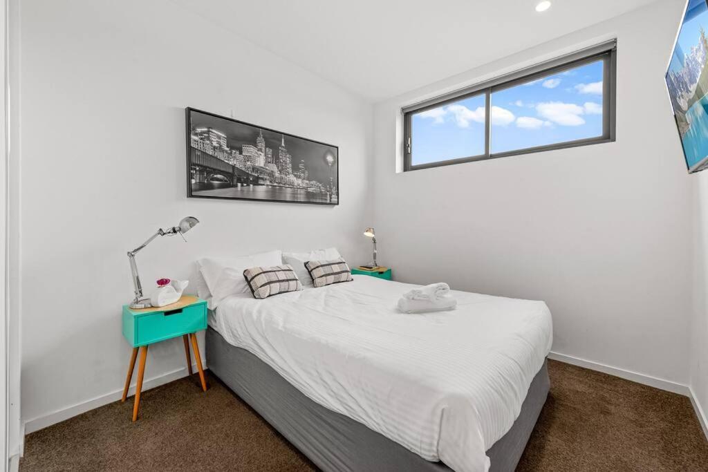 Windsor 2 Bd With Parking On Site Apartment Melbourne