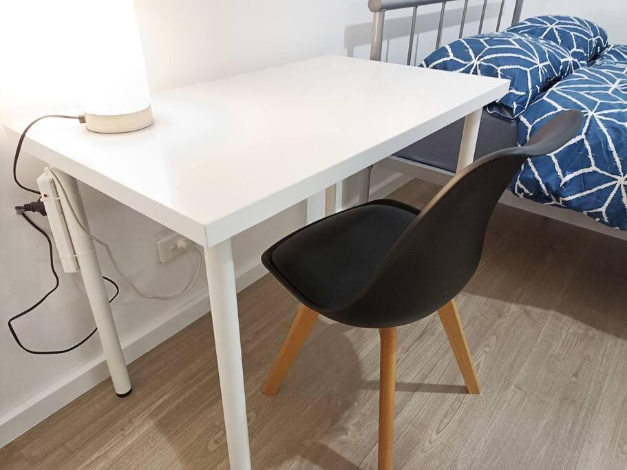 Villa Promo 2-bedroom Next To Train Station, Free Parking