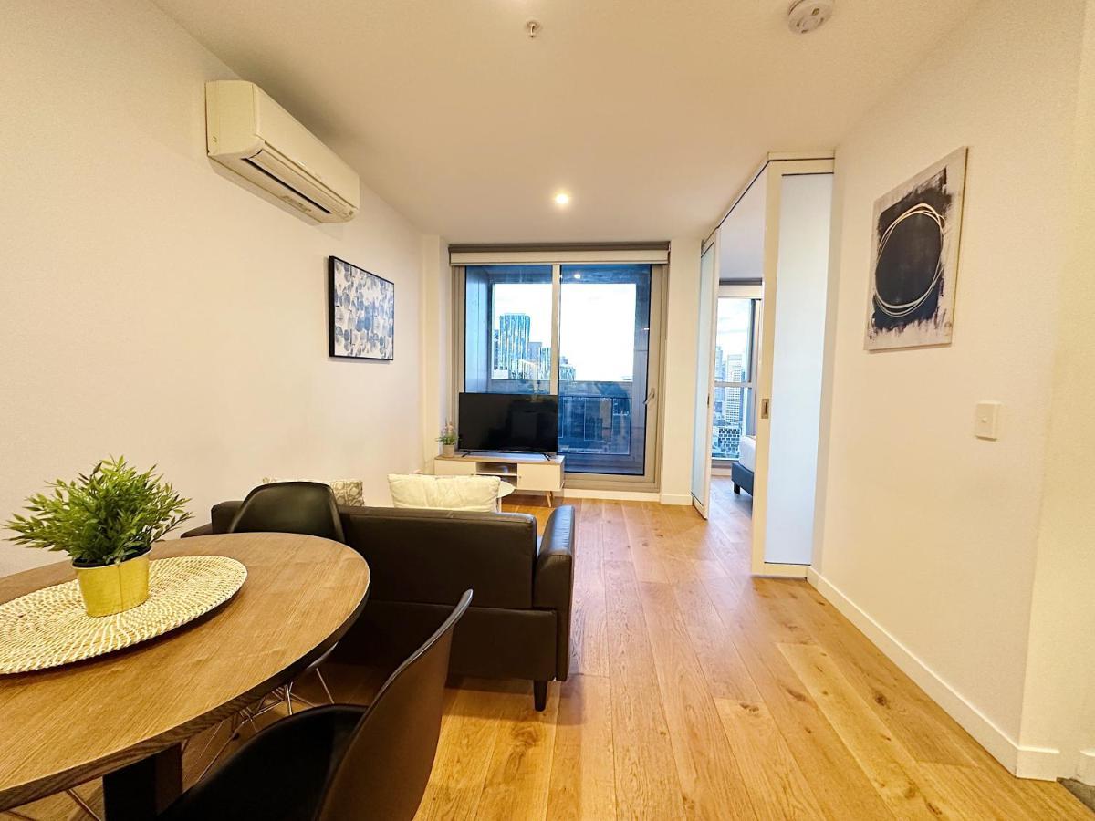 Apartment Stylish 2 Beds Southerncross With Pool & Gym *