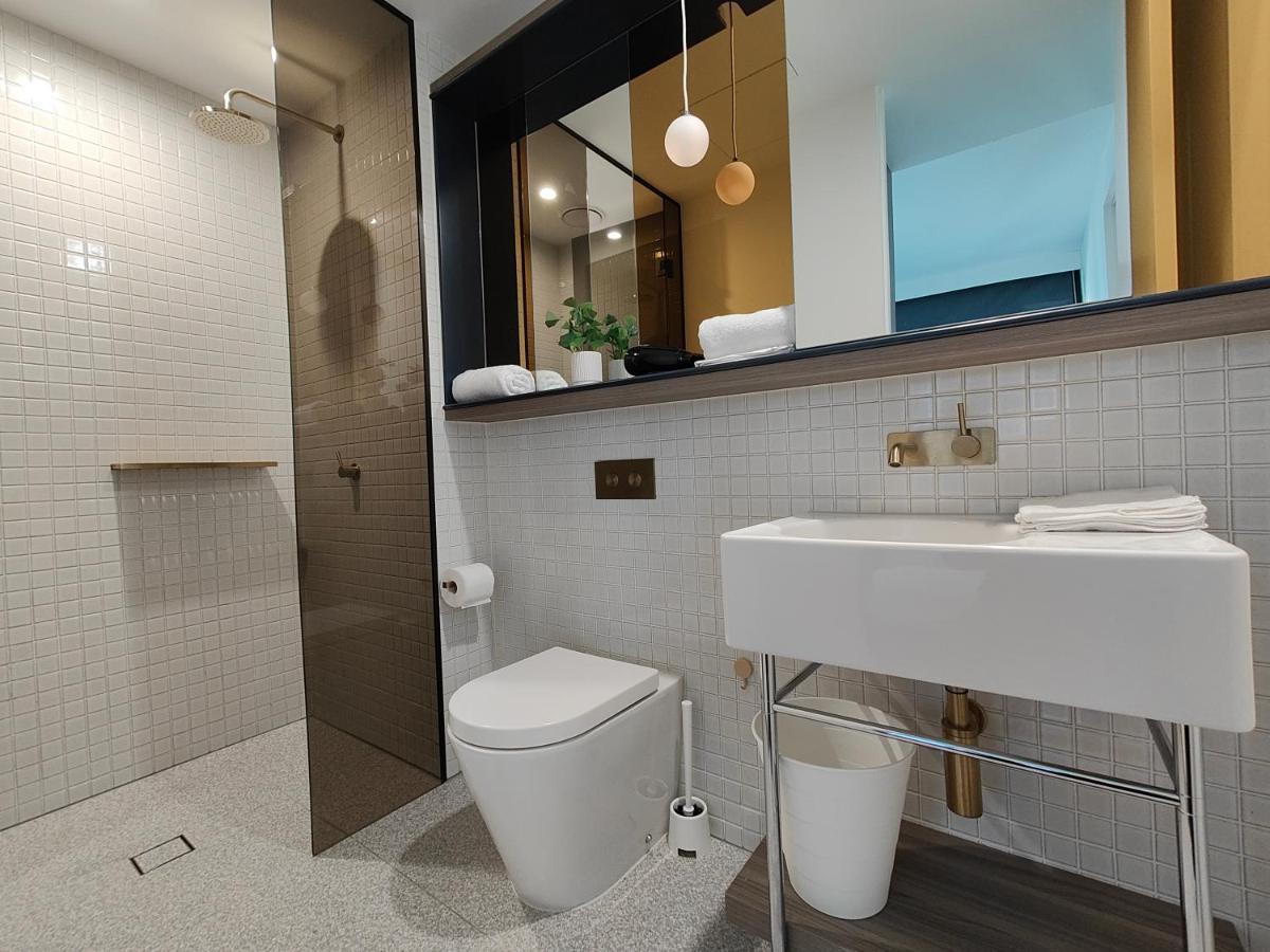 Swanston Central 17