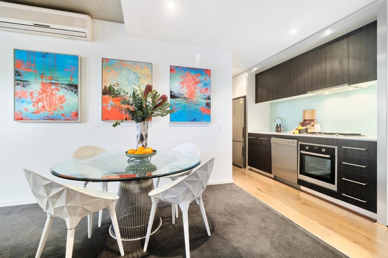 Furnished One Bedroom St Kilda Road For 5 Nights