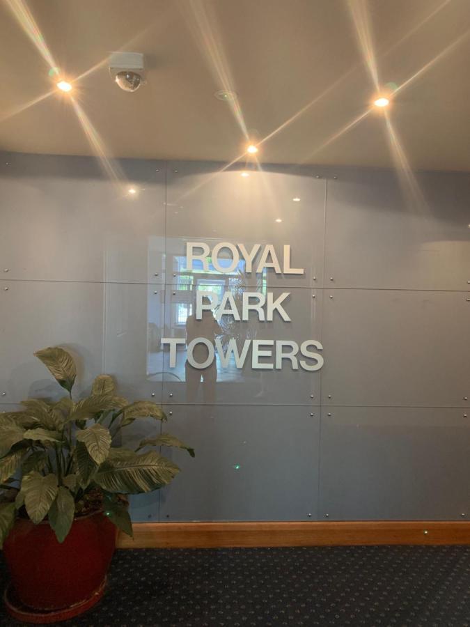 Royal - A Luxury Lifestyle Apartment