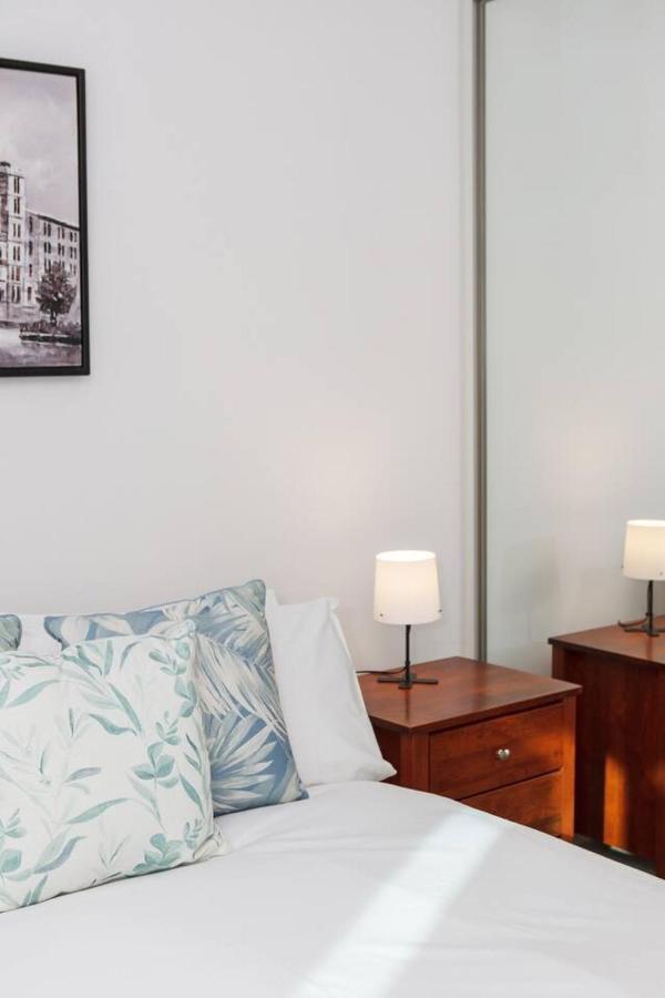 'coventry Calling' A Lifestyle Centric Abode Melbourne