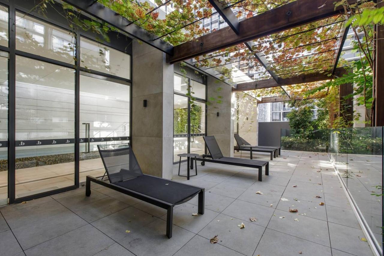 Apartment 'coventry Calling' A Lifestyle Centric Abode *