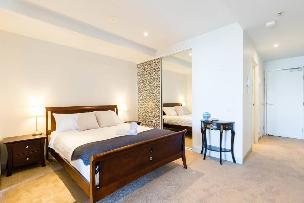 Apartment Exhibition - Cosy Cbd Queen