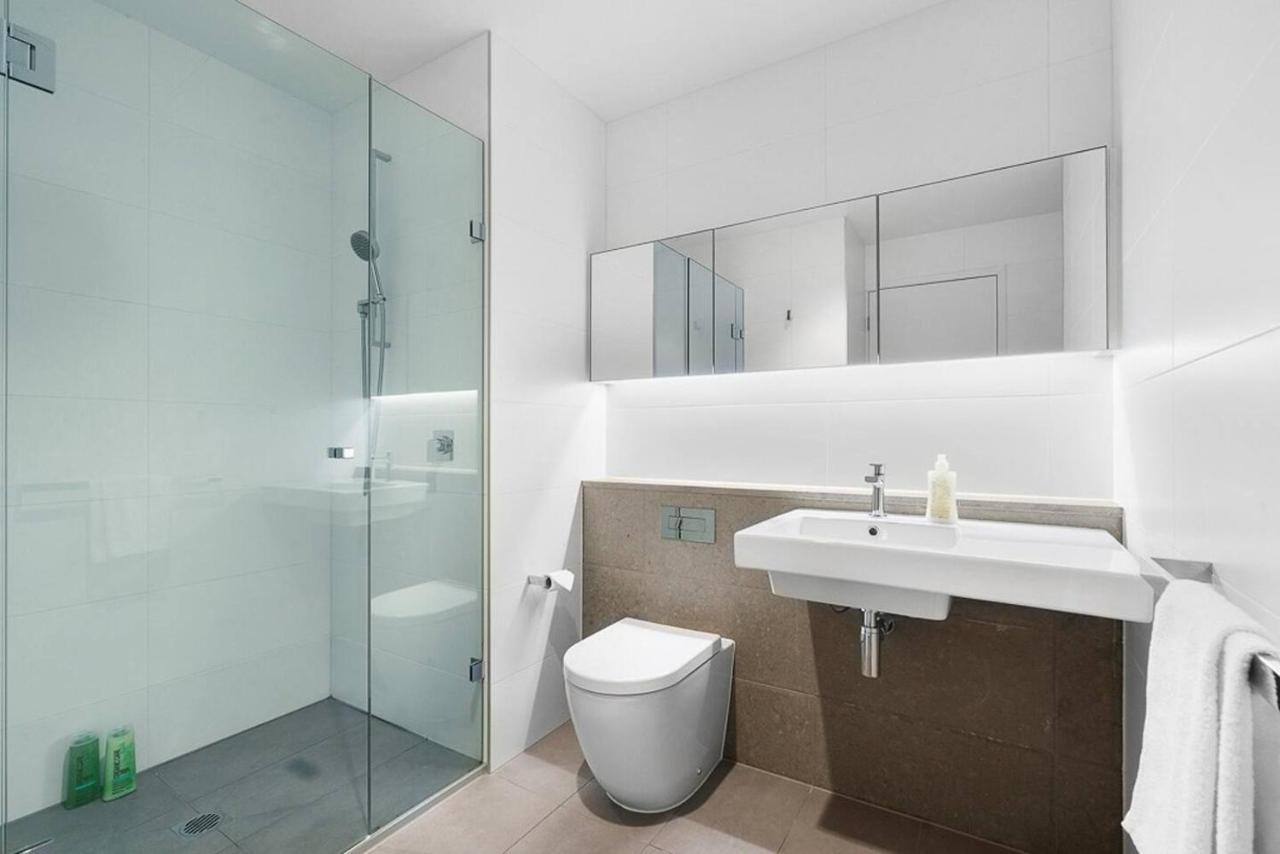 Cbd Serenity With Luxury Rooftop Pool And Parking Apartment *
