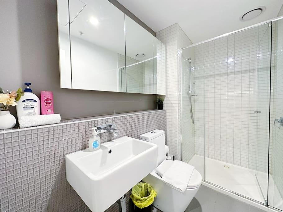 Skyrise View 2br Southern Cross