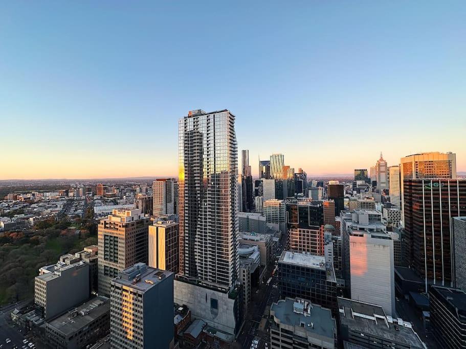 Apartment Skyrise View 2br Southern Cross