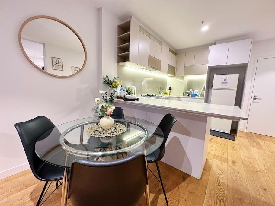 Apartment Skyrise View 2br Southern Cross