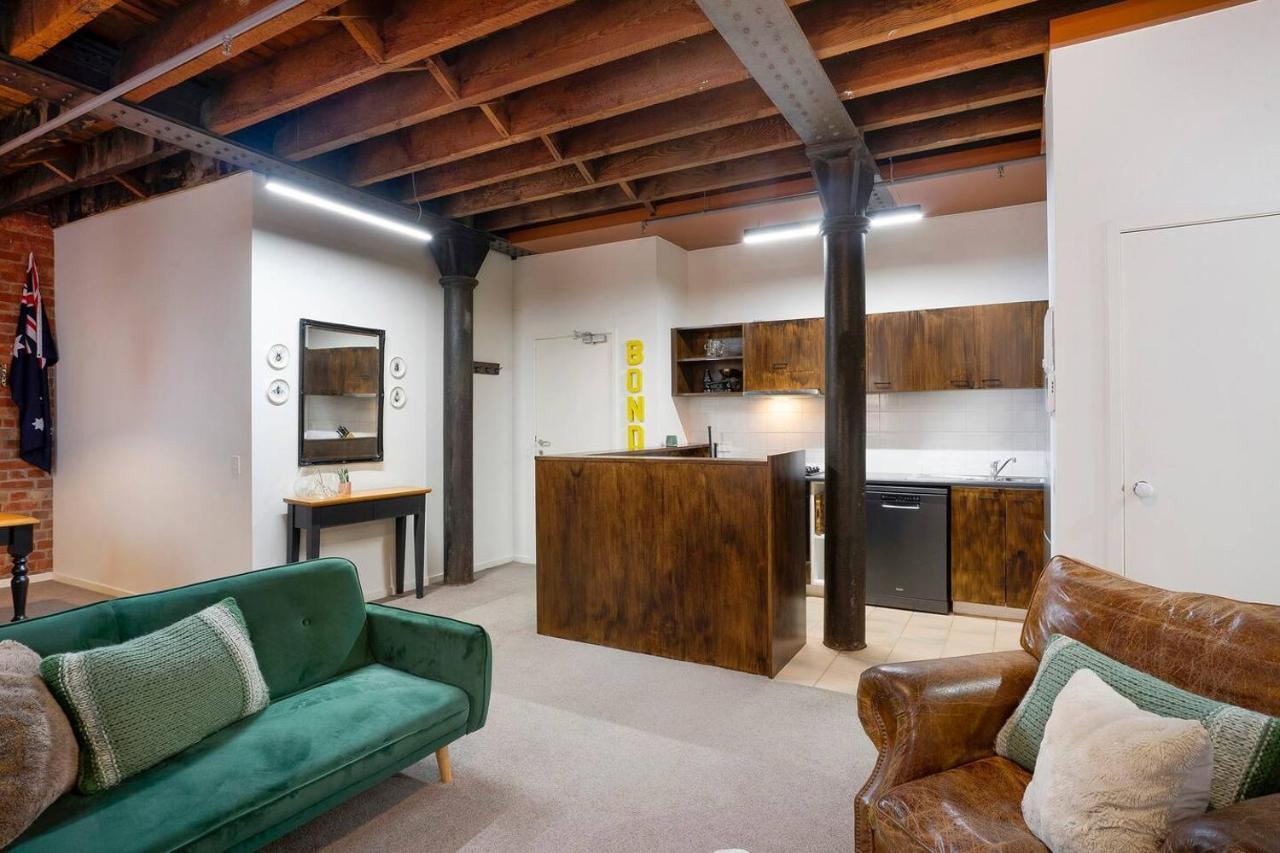 'the York' Industrial Warehouse Chic On The Yarra