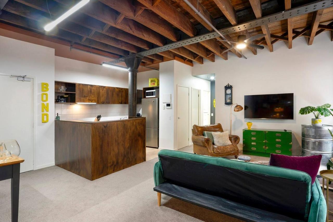 Apartment 'the York' Industrial Warehouse Chic On The Yarra Melbourne