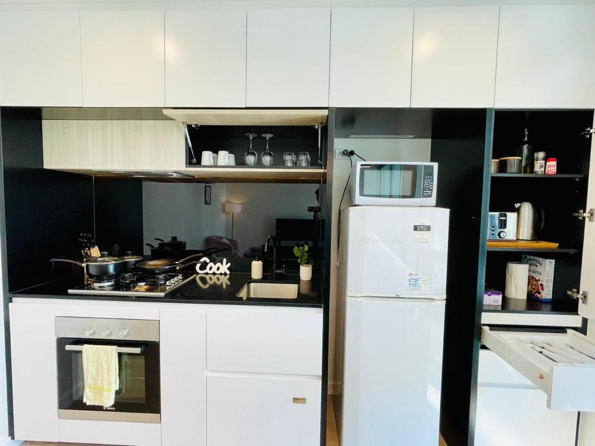 Apartment Urban Chic Retreat Near Crown W/ Free Parking *