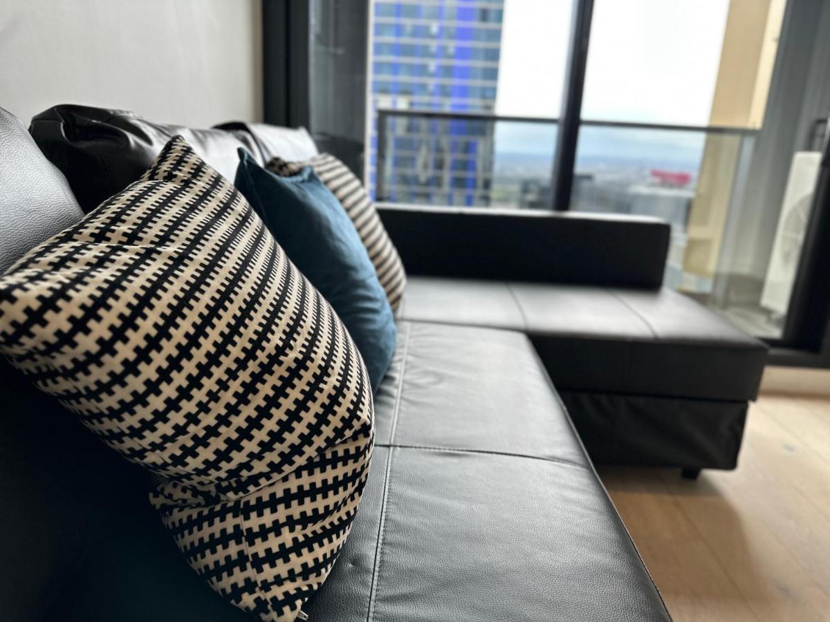 Apartment Nest Meet Empire Melbourne