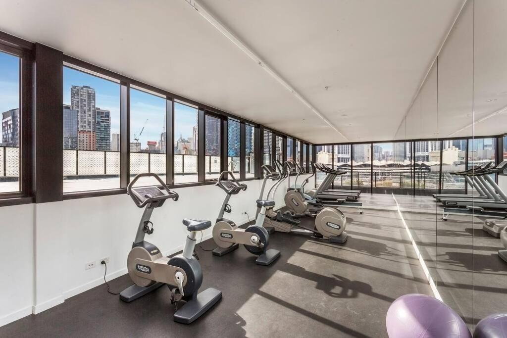 Rooftop Pool 2br At Marvel Stadium With Free Parking * Melbourne