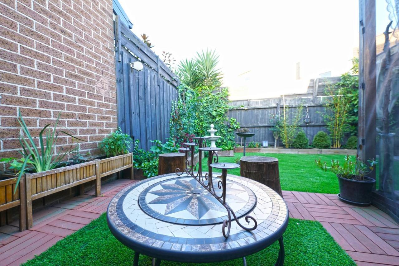 Fawkner Modern 3br House Netflix Wifi Parking Holiday home
