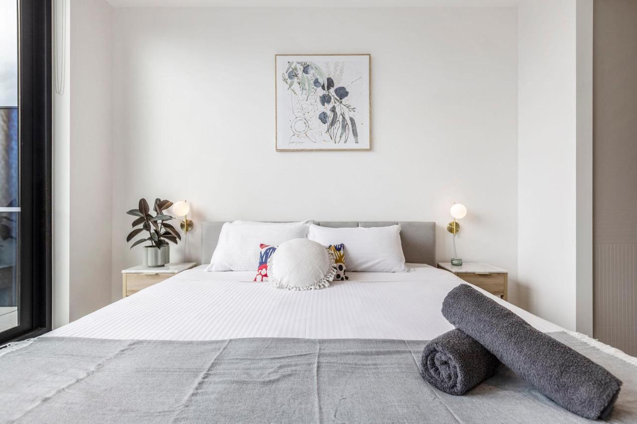 Apartment Moonee Valley Park With Parking